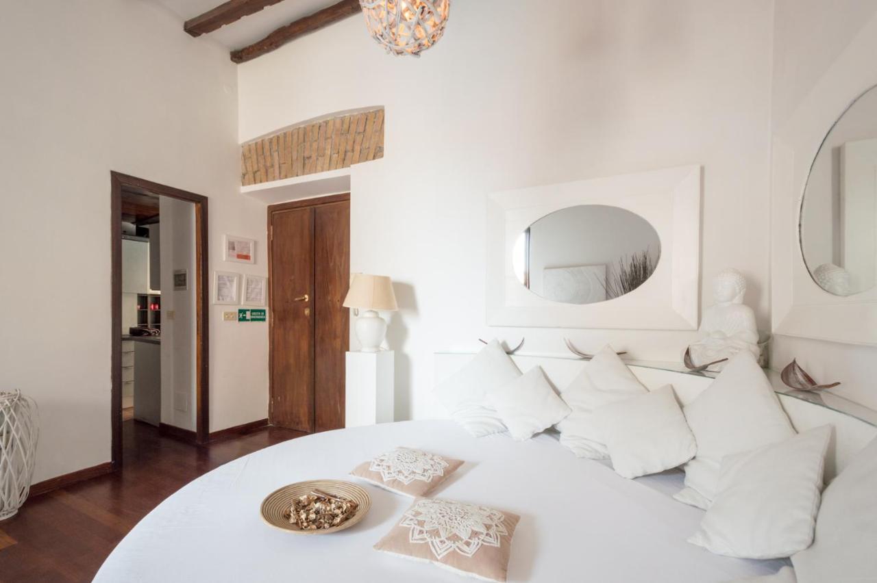 Ghetto Campo dei Fiori Luxury white rooms Roma Esterno foto