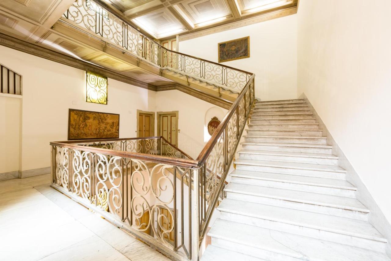 Ghetto Campo dei Fiori Luxury white rooms Roma Esterno foto