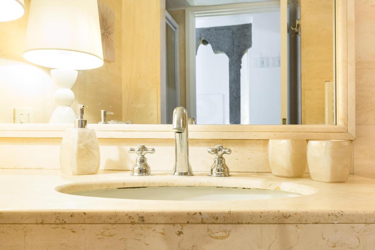 Ghetto Campo dei Fiori Luxury white rooms Roma Esterno foto